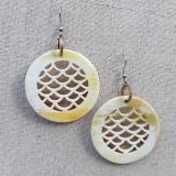 Round horn earrings with fish scale pattern